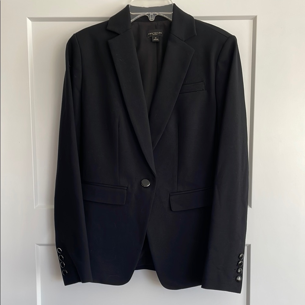 Ann Taylor Women’s Blazer